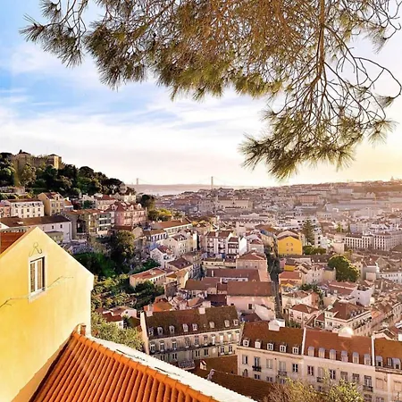Flat Graca 48 * Lisbon