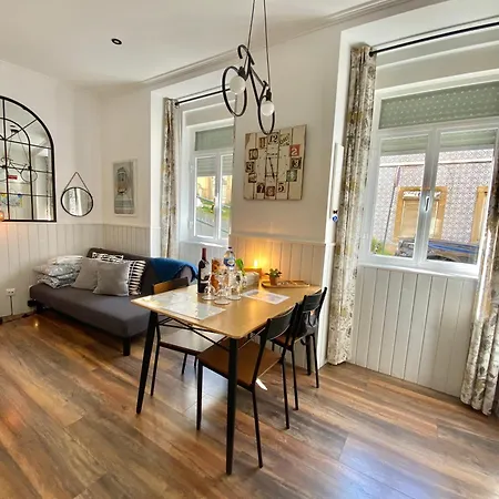Flat Graca 48 Lisbon