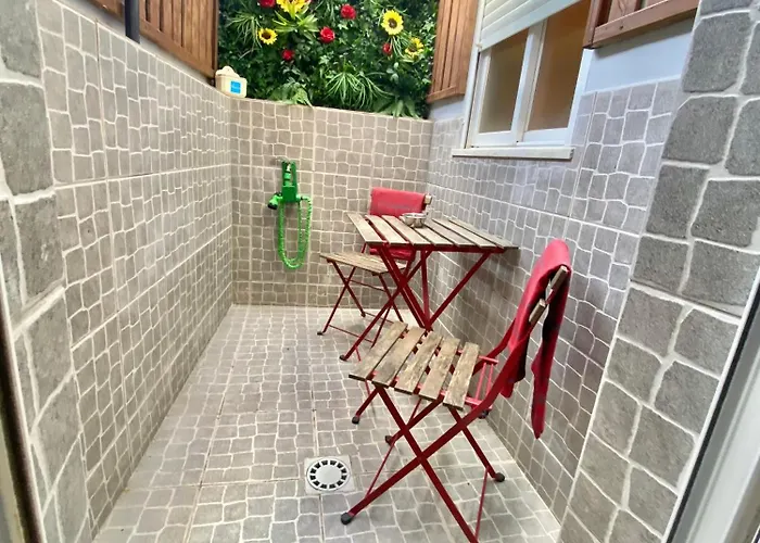 Flat Graca 48 * Lisbon